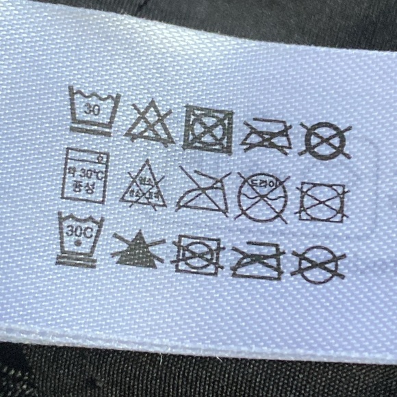 NWT Zara Black Quilted Windproof Jacket with Hood. Size L. - Picture 16 of 16